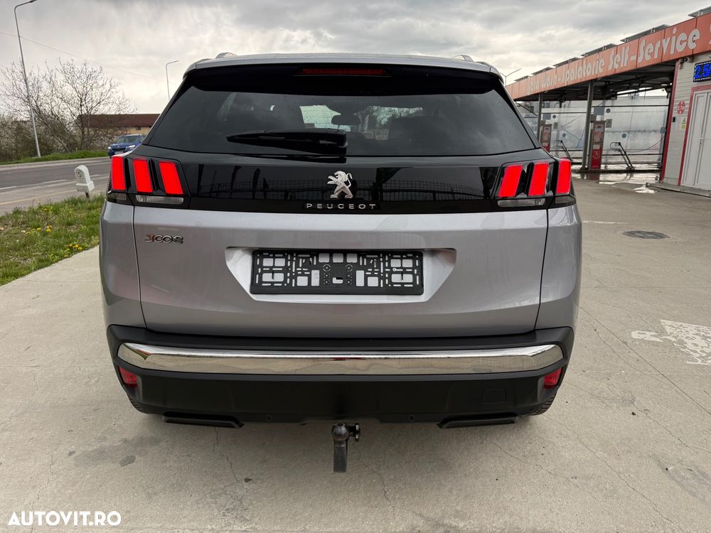 Peugeot 3008 1.2 PureTech Turbo S&S EAT6 Allure - 12