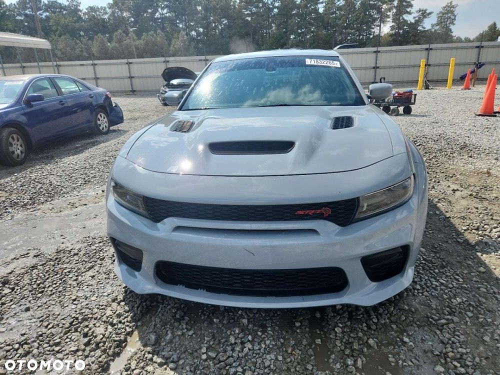 Dodge Charger - 5