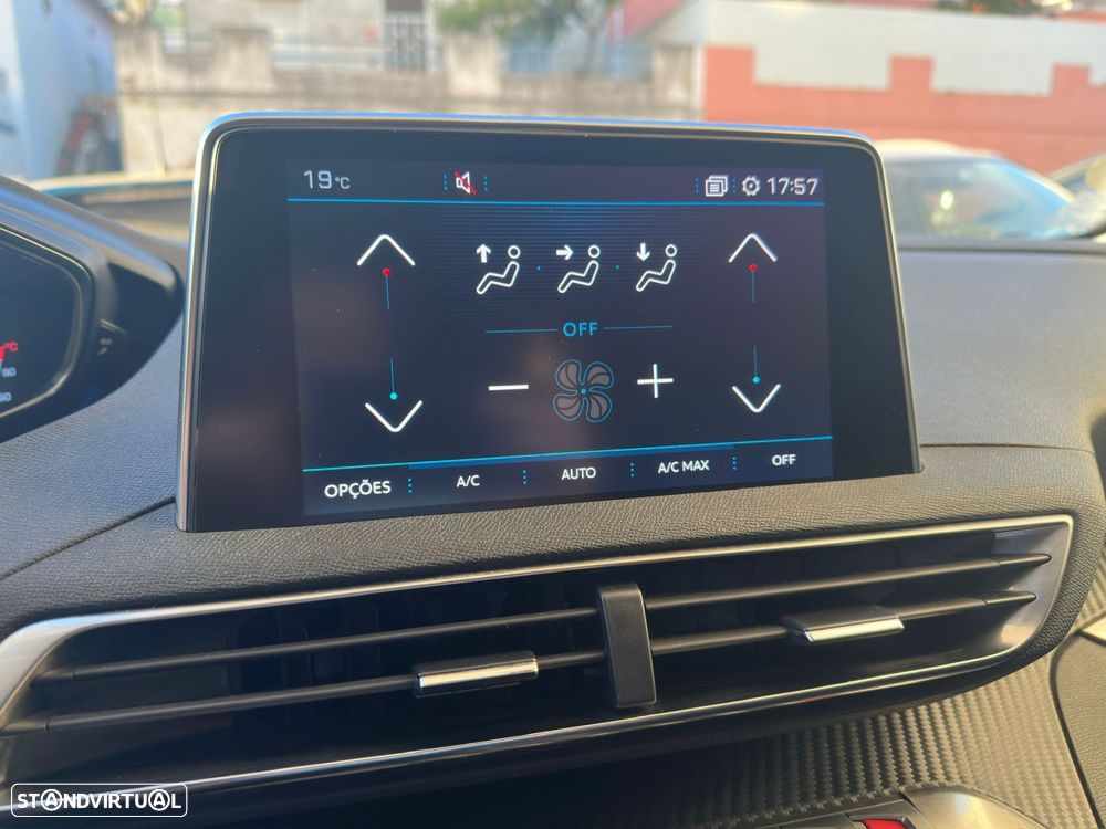 Peugeot 3008 1.5 BlueHDi Allure EAT8 - 17