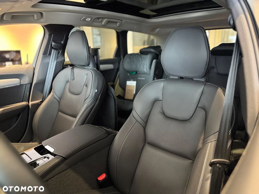 Volvo V90 T6 AWD Plug-In Hybrid Ultra Dark - 5