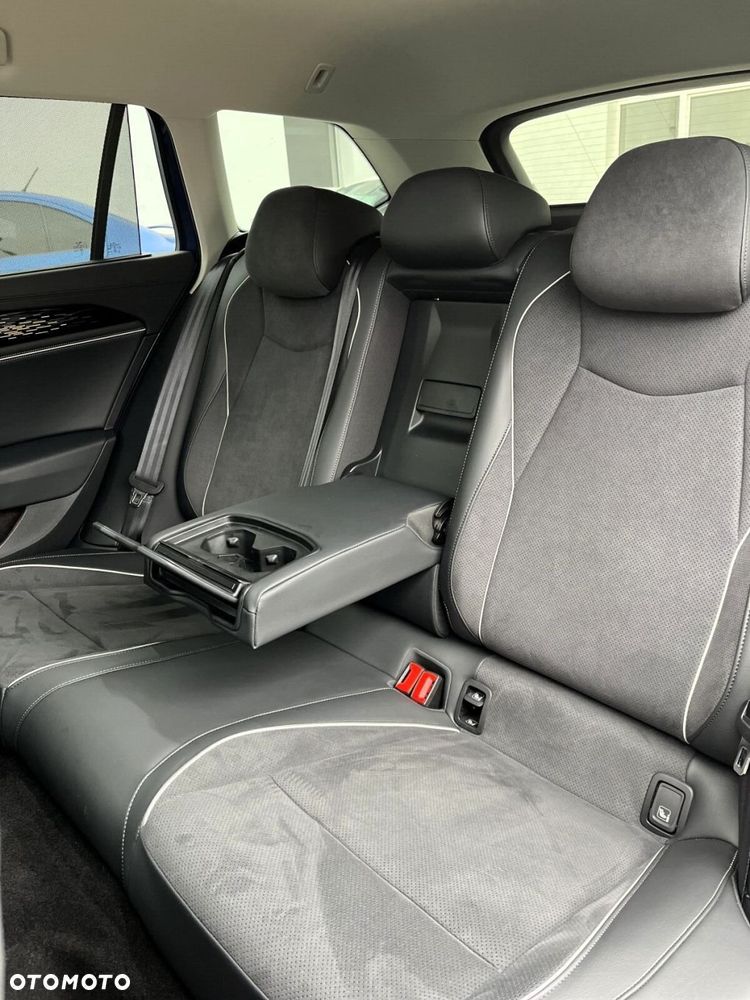 Volkswagen Passat Variant 2.0 TDI SCR Business Plus DSG - 31