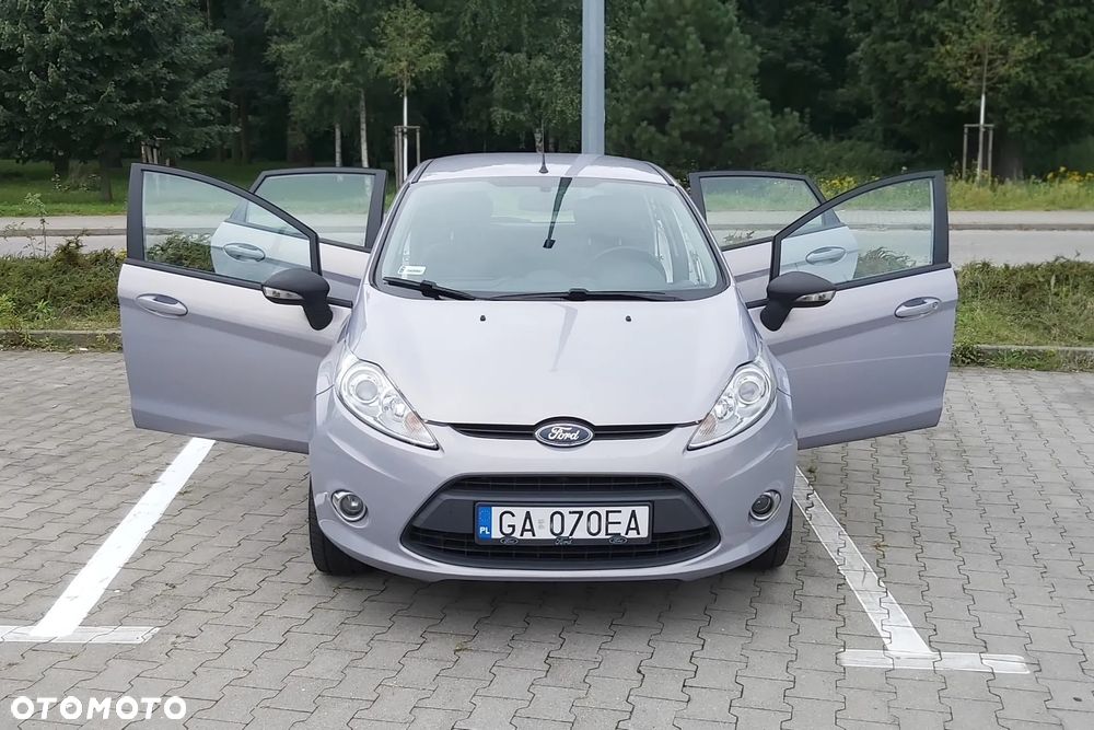 Ford Fiesta - 16
