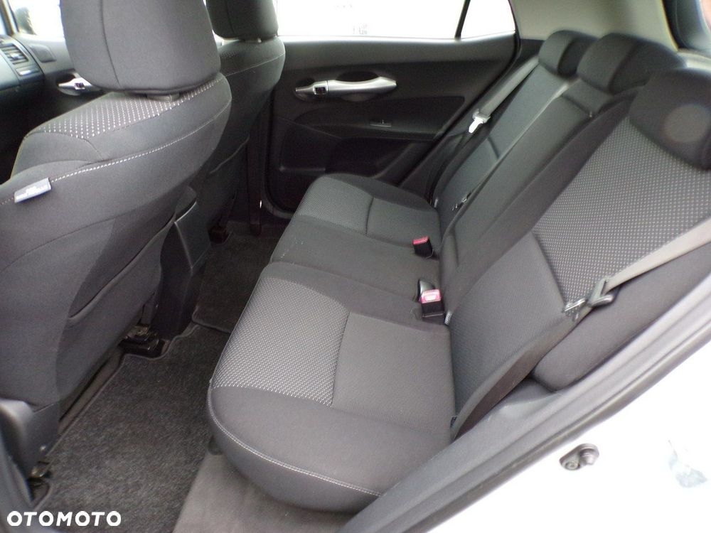 Toyota Auris - 25