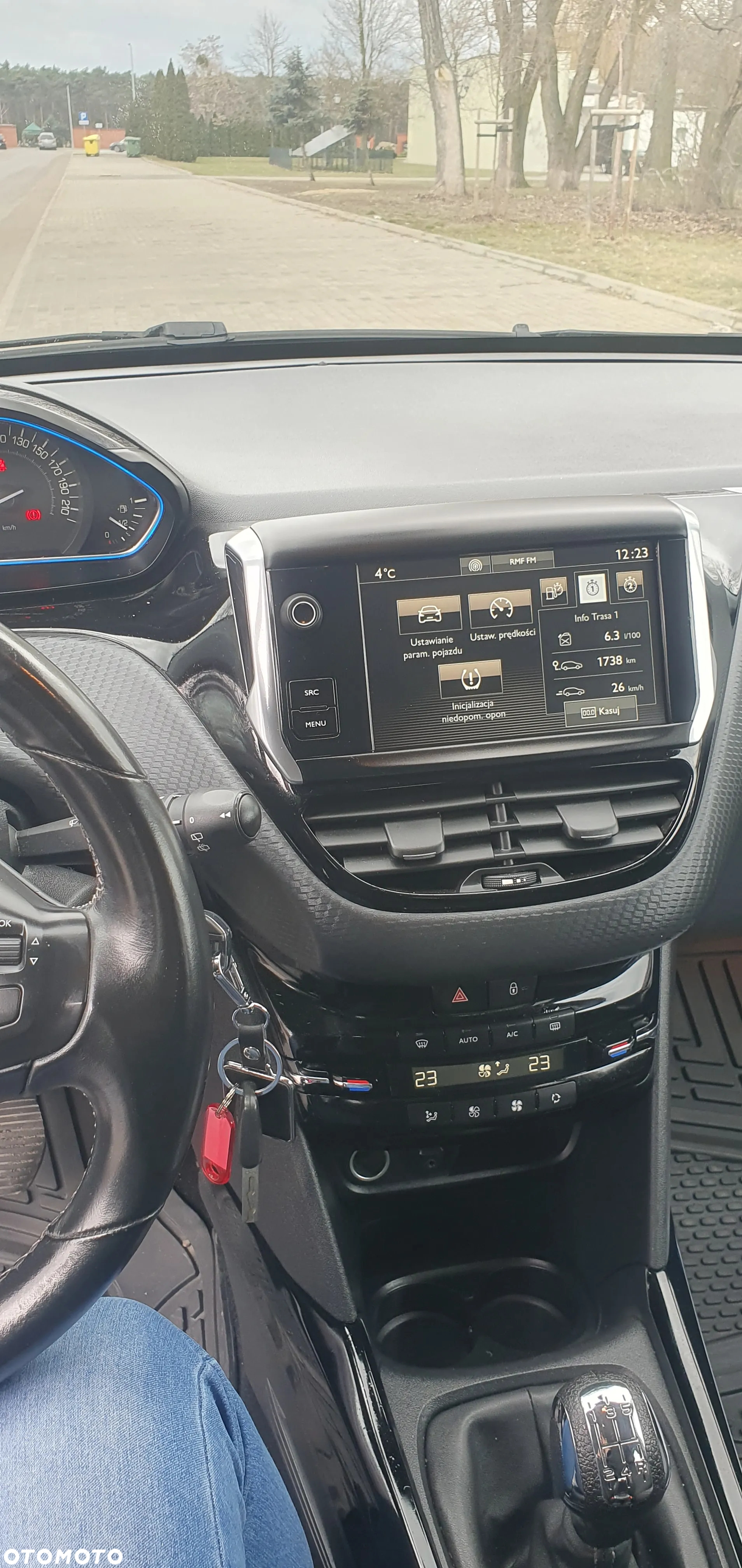 Peugeot 2008 1.6 BlueHDi Active - 11