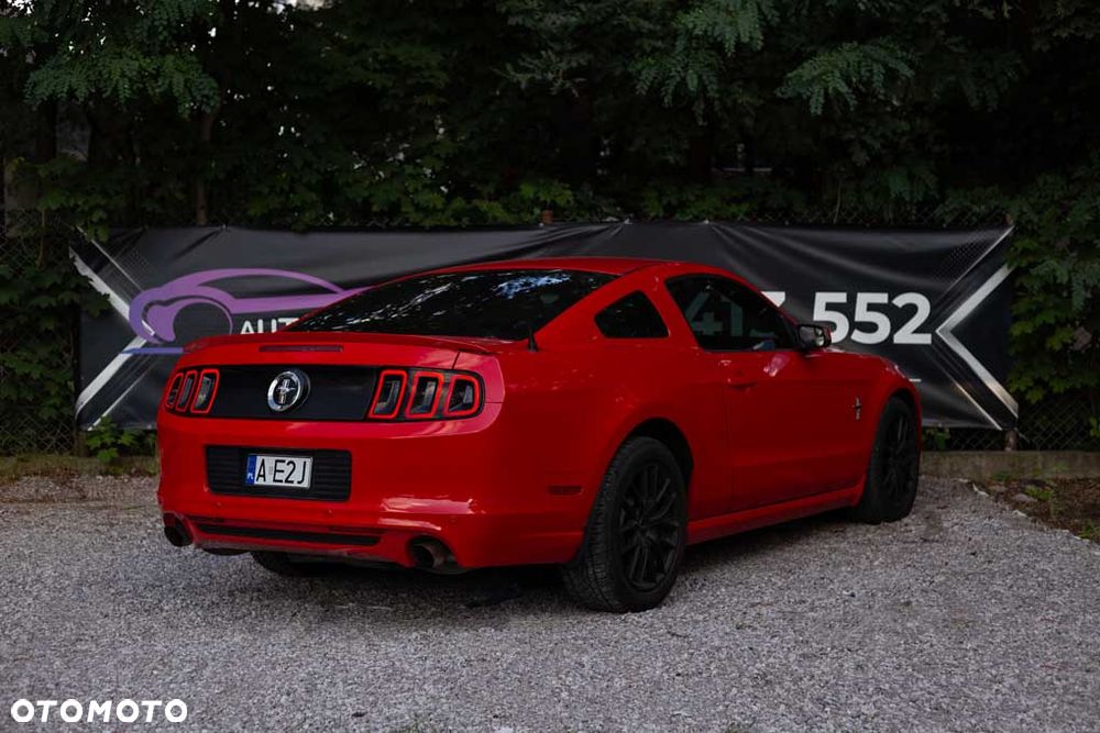 Ford Mustang 3.7 V6 Premium - 8
