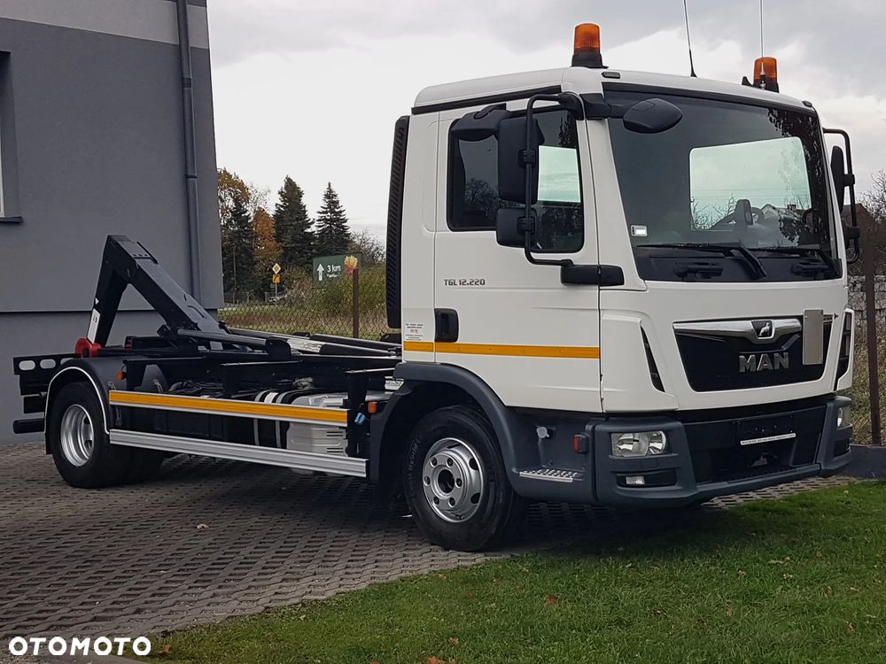 MAN TGL 12.220 HAKOWIEC 4x2 KLIMA HAKOWIEC DO KONTENERÓW - 5