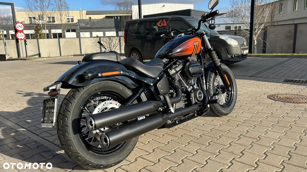 Harley-Davidson Softail Street Bob - 4