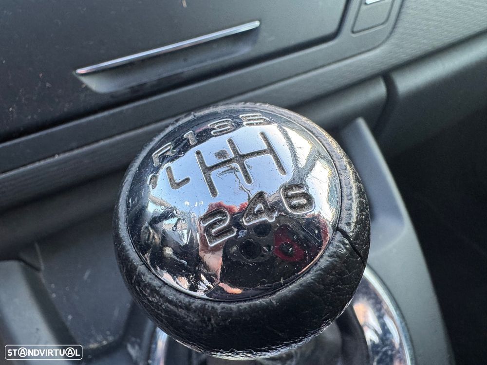 Citroën C4 Picasso 1.6 HDi Exclusive 135g - 24