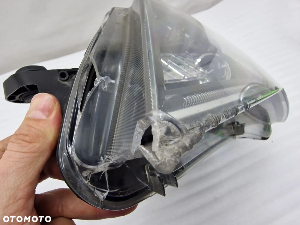 SKODA SUPERB III 3 3V 15- BI-XENON LEWY LEWA LAMPA PRZEDNIA PRZÓD , NR 3V1941015A , NR AUKCJI LL355 - 11