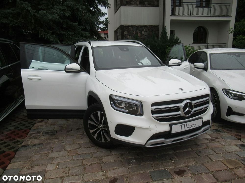 Mercedes-Benz GLB 200 7G-DCT - 39