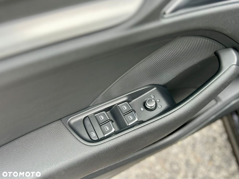 Audi A3 2.0 TDI quattro S line Sportpaket - 17
