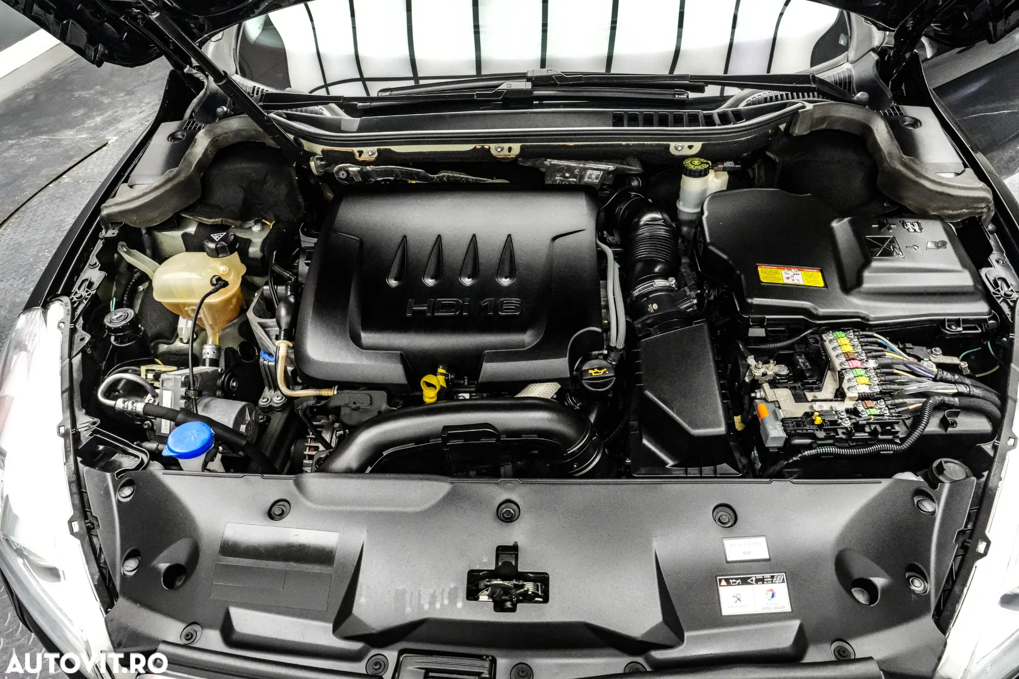 Peugeot 508 2.2 HDI FAP BVA GT - 23