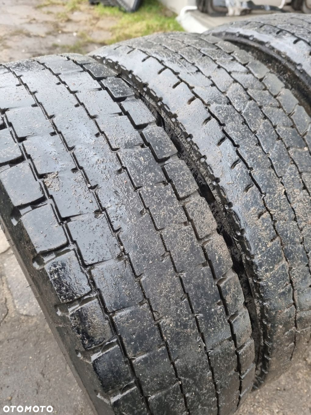 OPONA KOŁO MICHELIN 215 75 R 17,5 6mm - 2