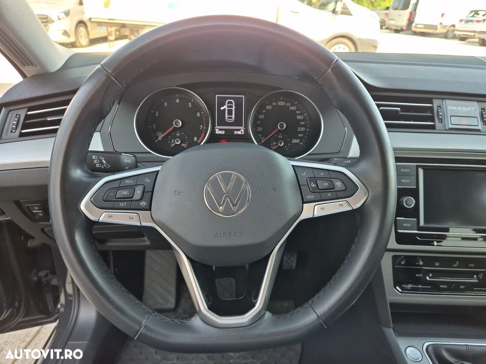 Volkswagen Passat 1.5 TSI ACT Advance - 13