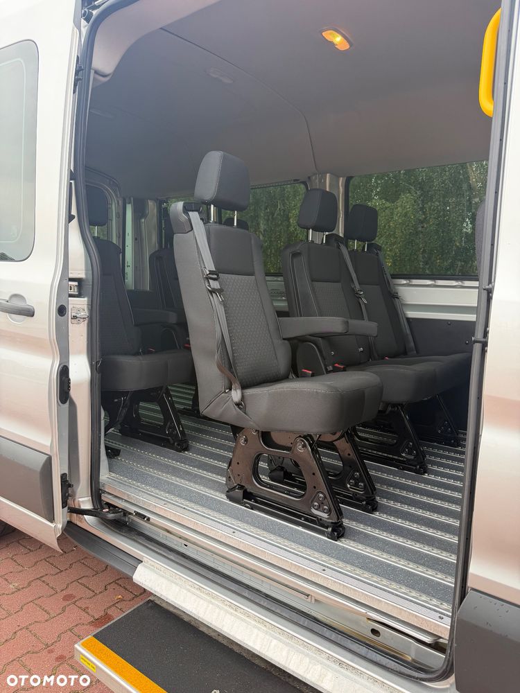 Ford Transit - 25