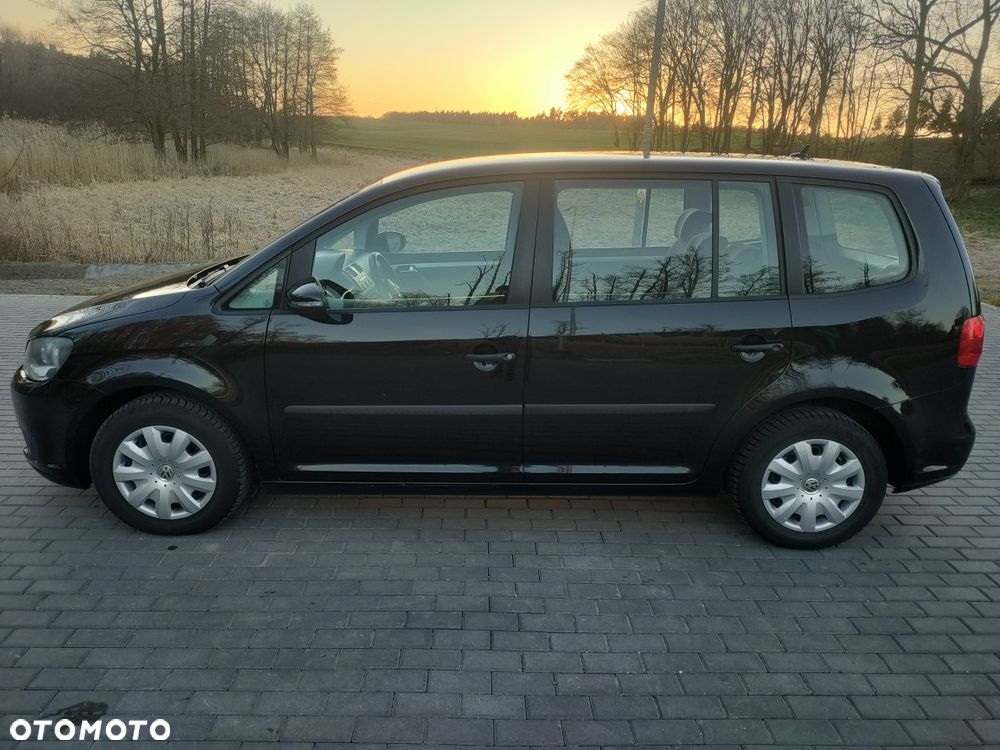 Volkswagen Touran - 2