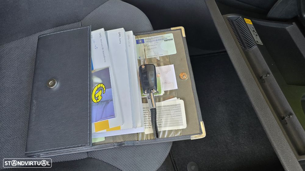 Opel Astra 1.3 CDTi Enjoy EcoFLEX - 11