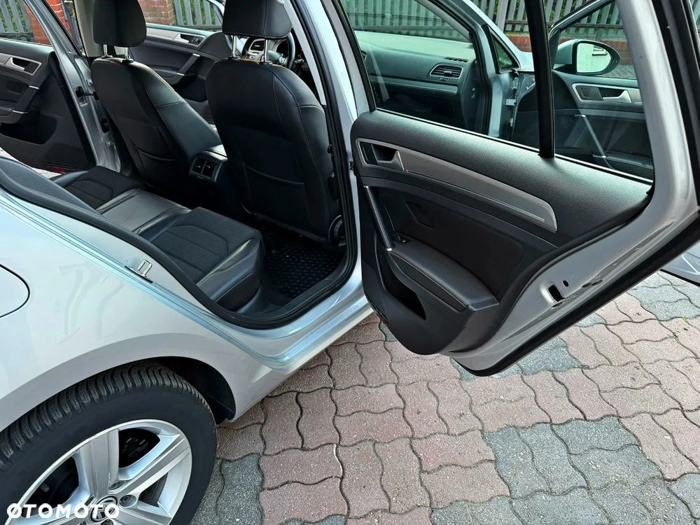 Volkswagen Golf 2.0 TDI BMT Highline DSG - 22