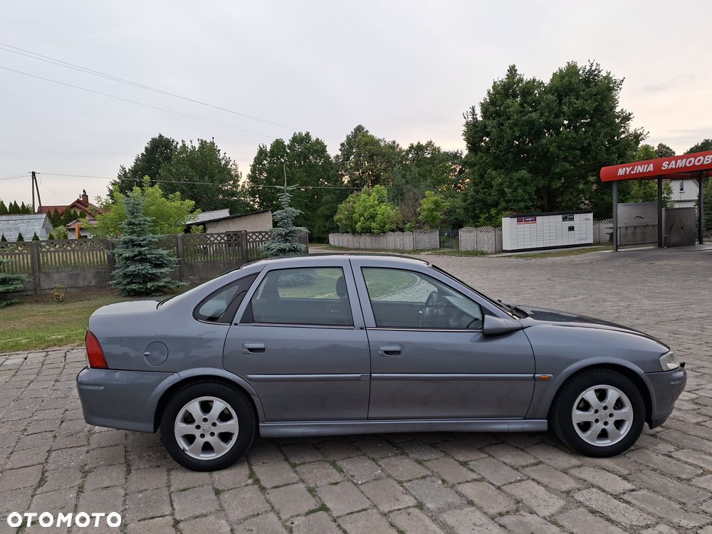Opel Vectra - 10