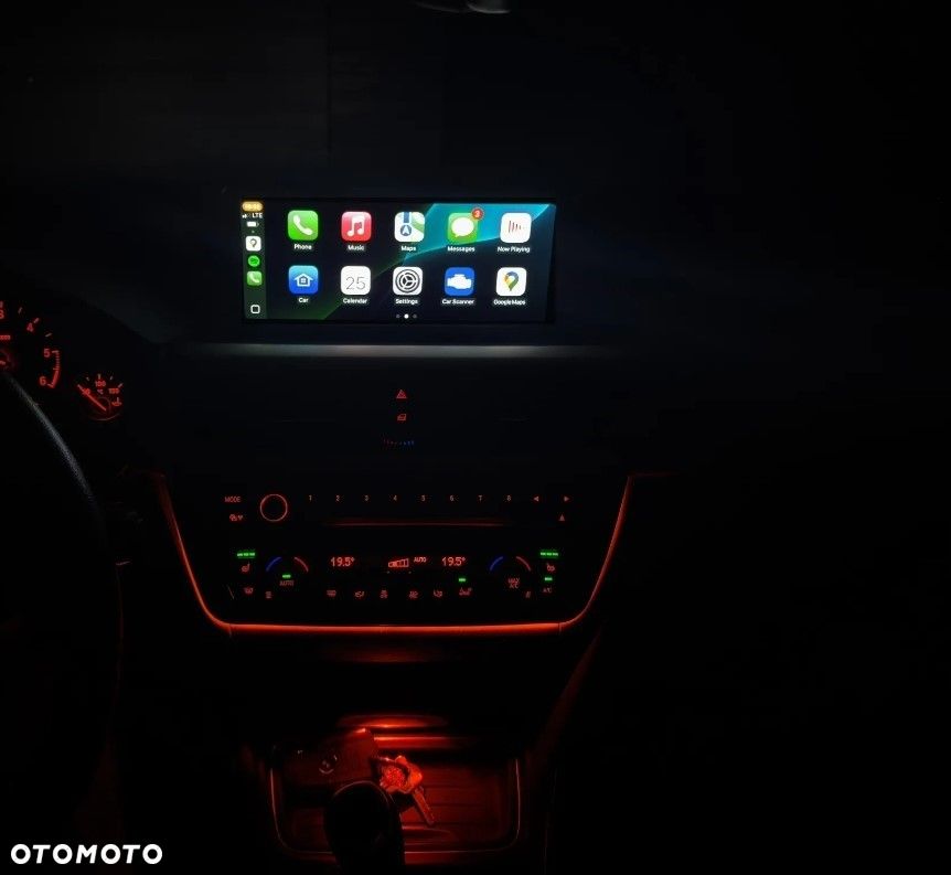 BMW Seria 3 320d - 29