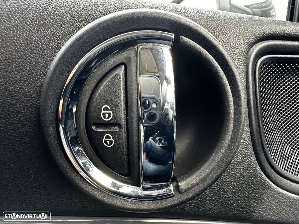 MINI Countryman Cooper SE ALL4 Auto - 20