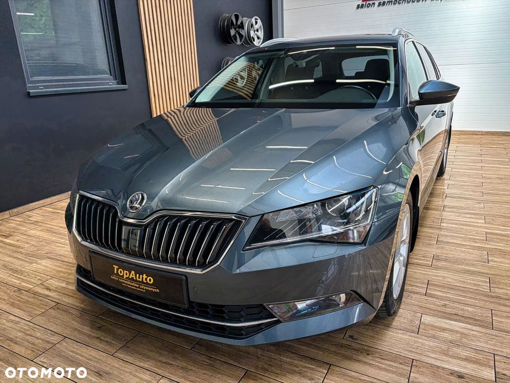 Skoda Superb 2.0 TDI DSG Sportline - 13