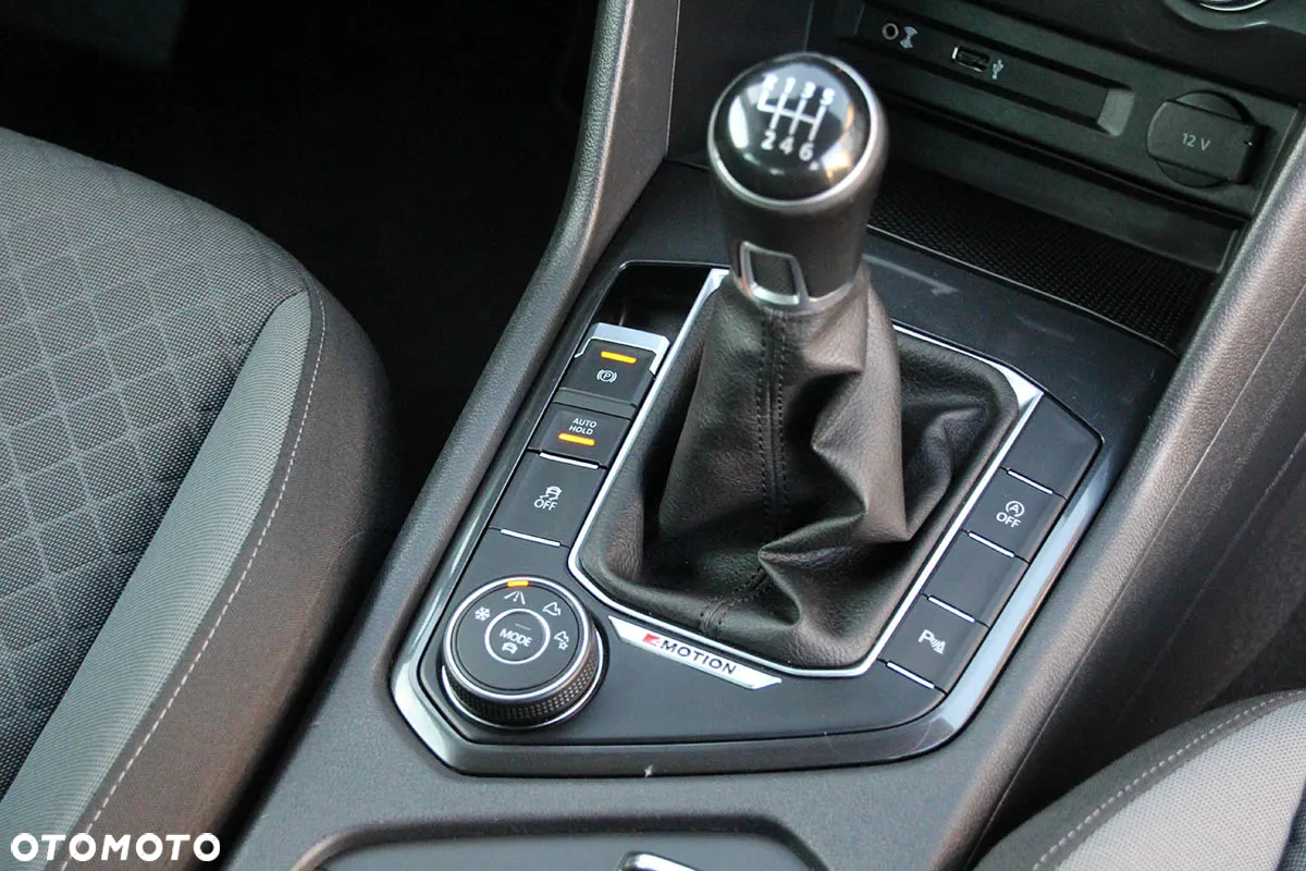 Volkswagen Tiguan ver-2-0-tdi-scr-4motion-bluemotion-tech-comfortline - 33
