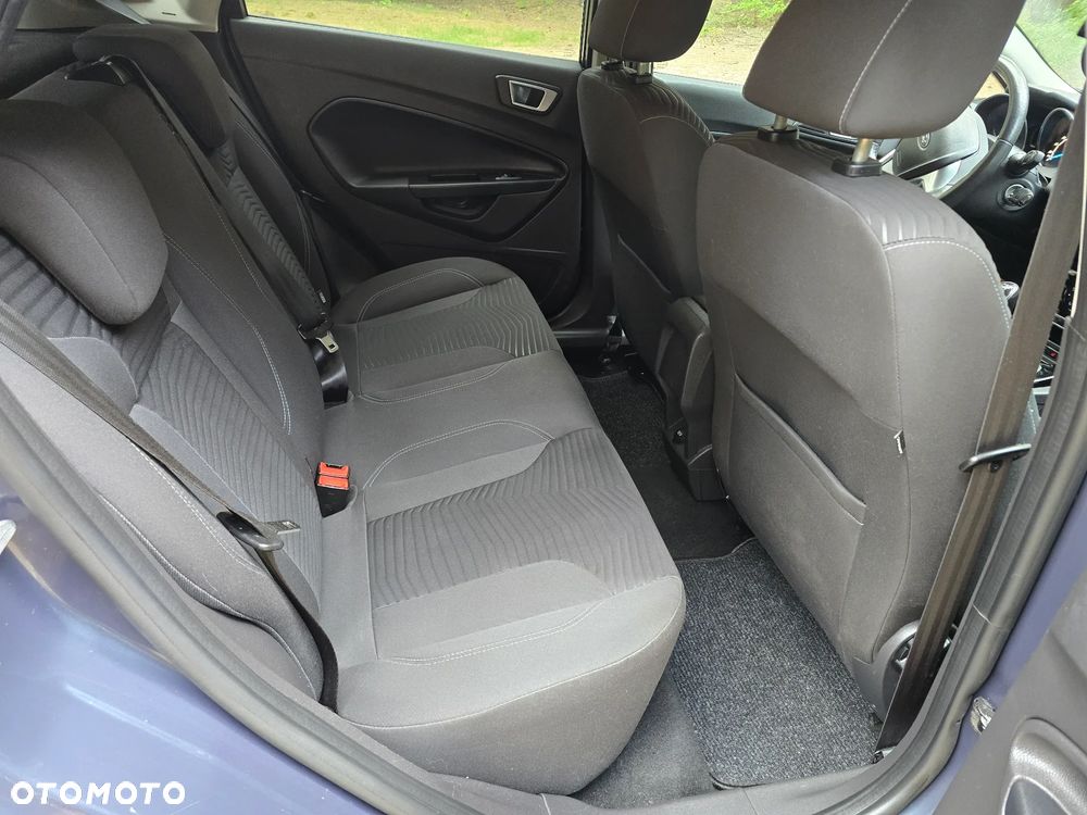 Ford Fiesta 1.25 Titanium - 24