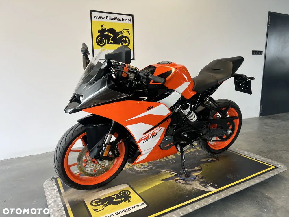 KTM RC 125 - 4