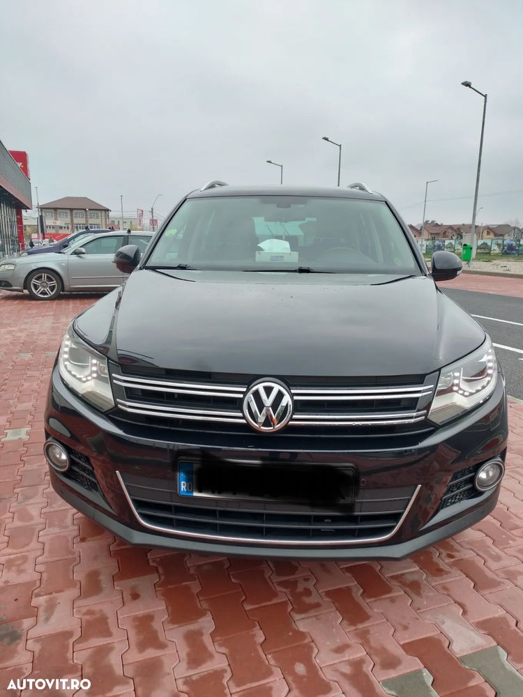 Volkswagen Tiguan - 11