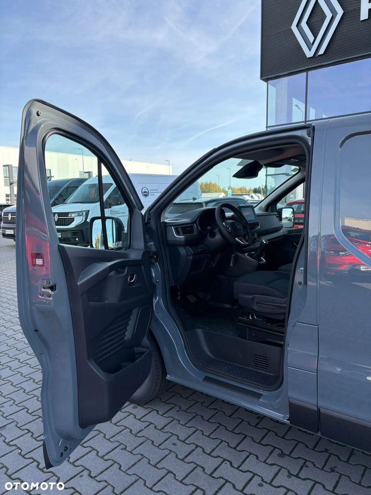 Renault Trafic L1H1 2.0dCi 150 KM - 28