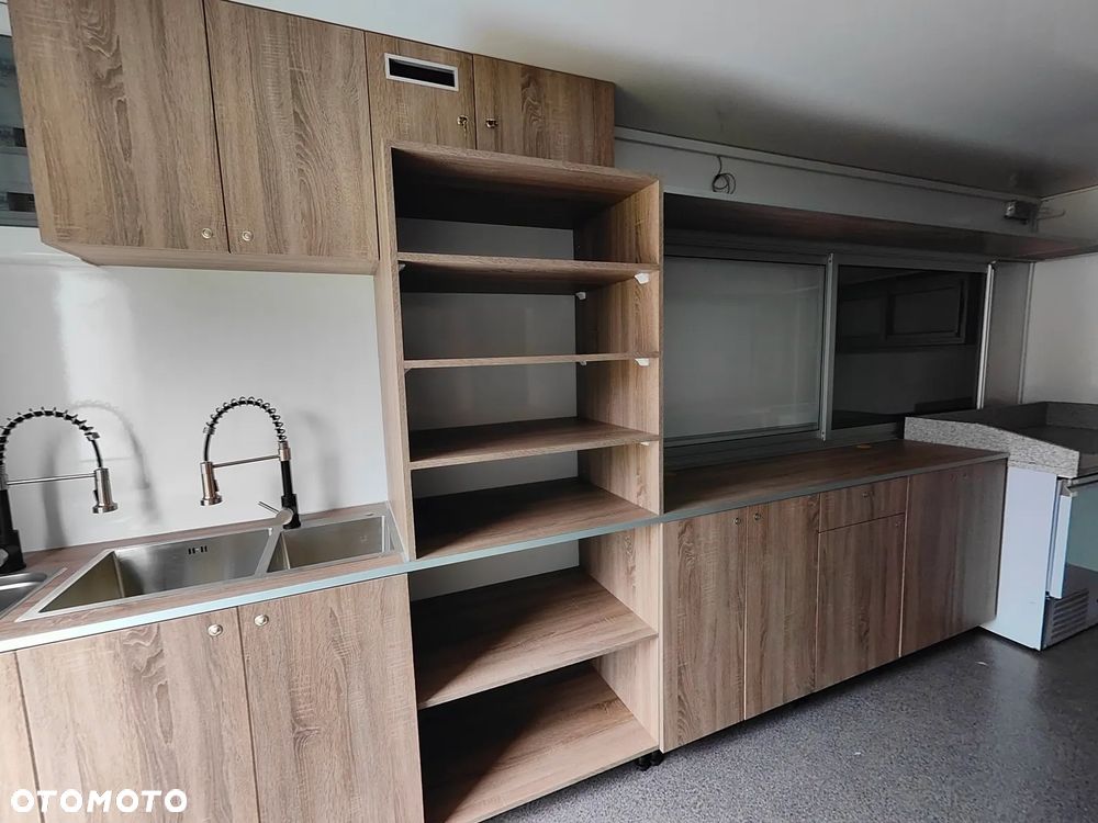 Esselmann handlowa sklep/bar Karello 6 - 7