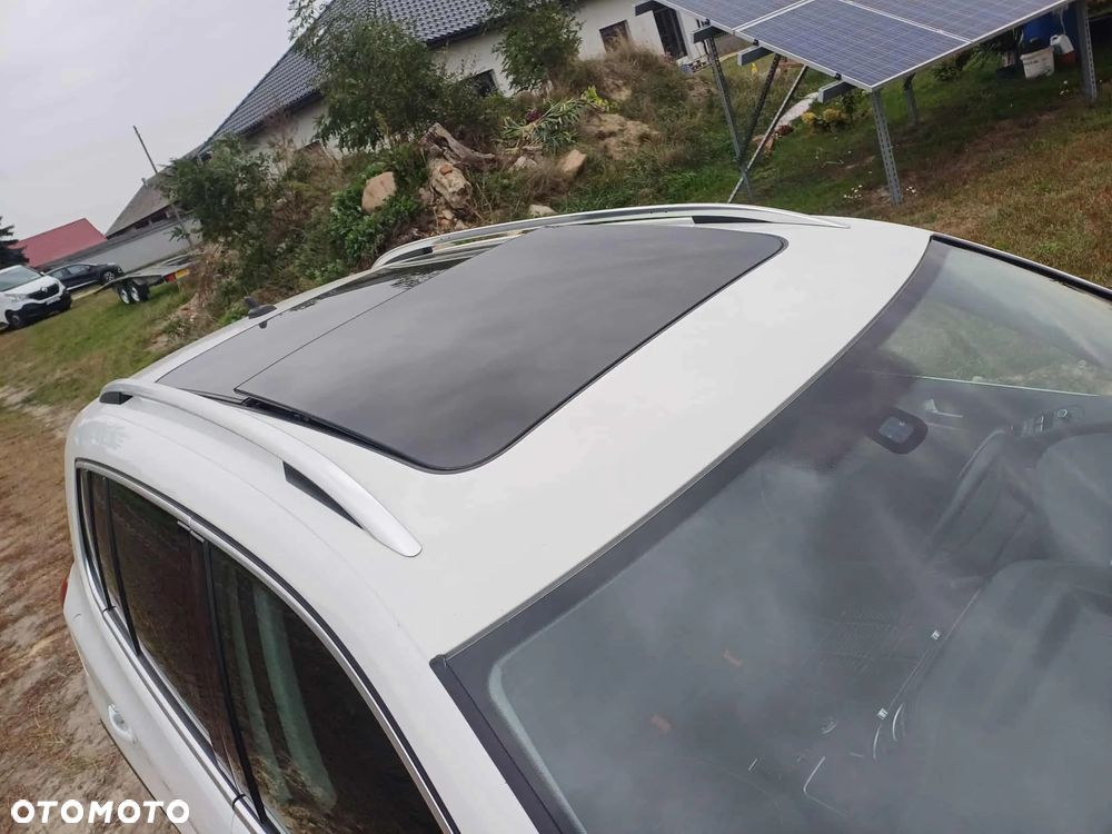 Volkswagen Tiguan - 23