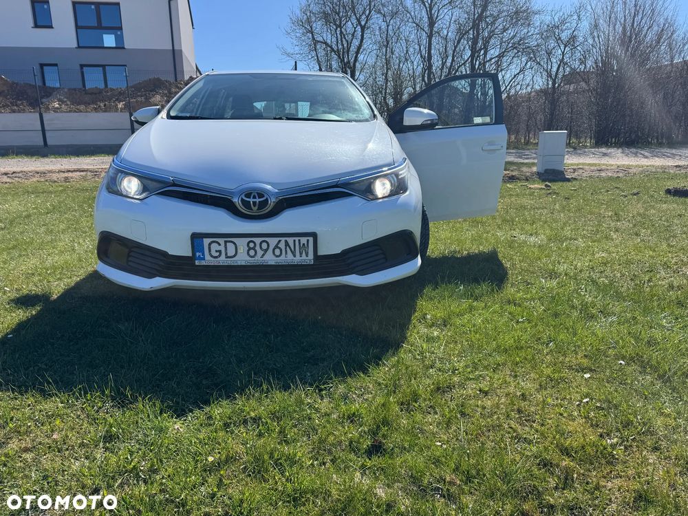 Toyota Auris 1.4 D-4D Active - 13
