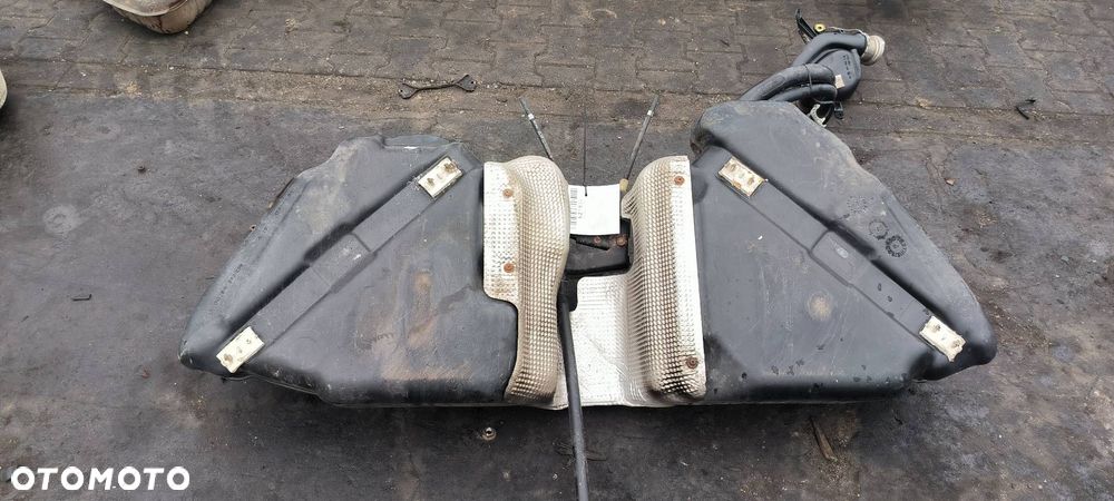 ZBIORNIK PALIWA MERCDES-BENZ C 160 A2710141002 - 1