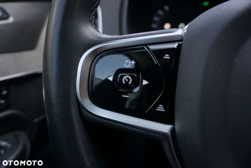 Volvo XC 90 - 11