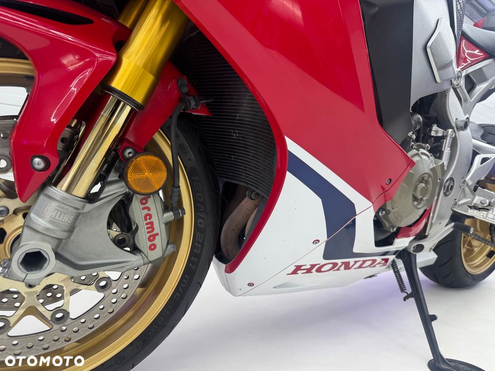 Honda CBR - 36
