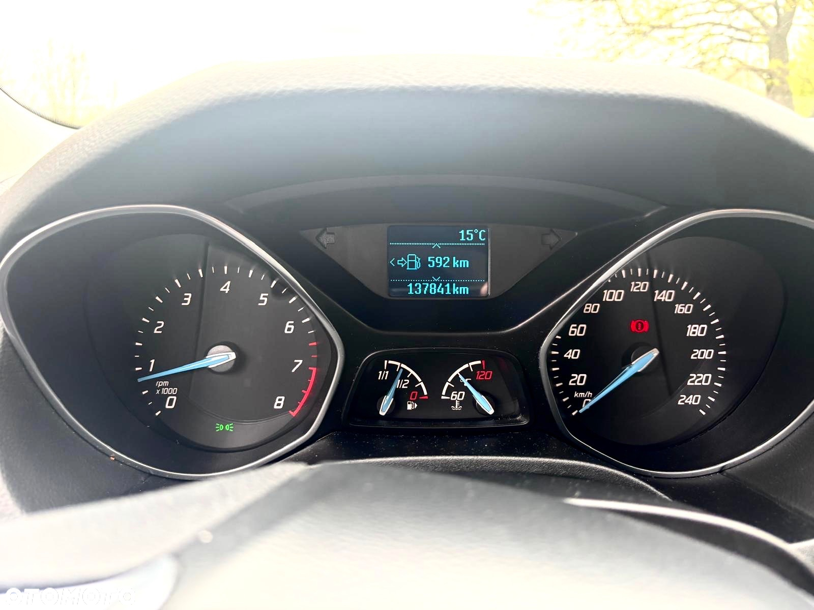 Ford Focus Turnier 1.0 EcoBoost Start-Stopp-System TREND - 13