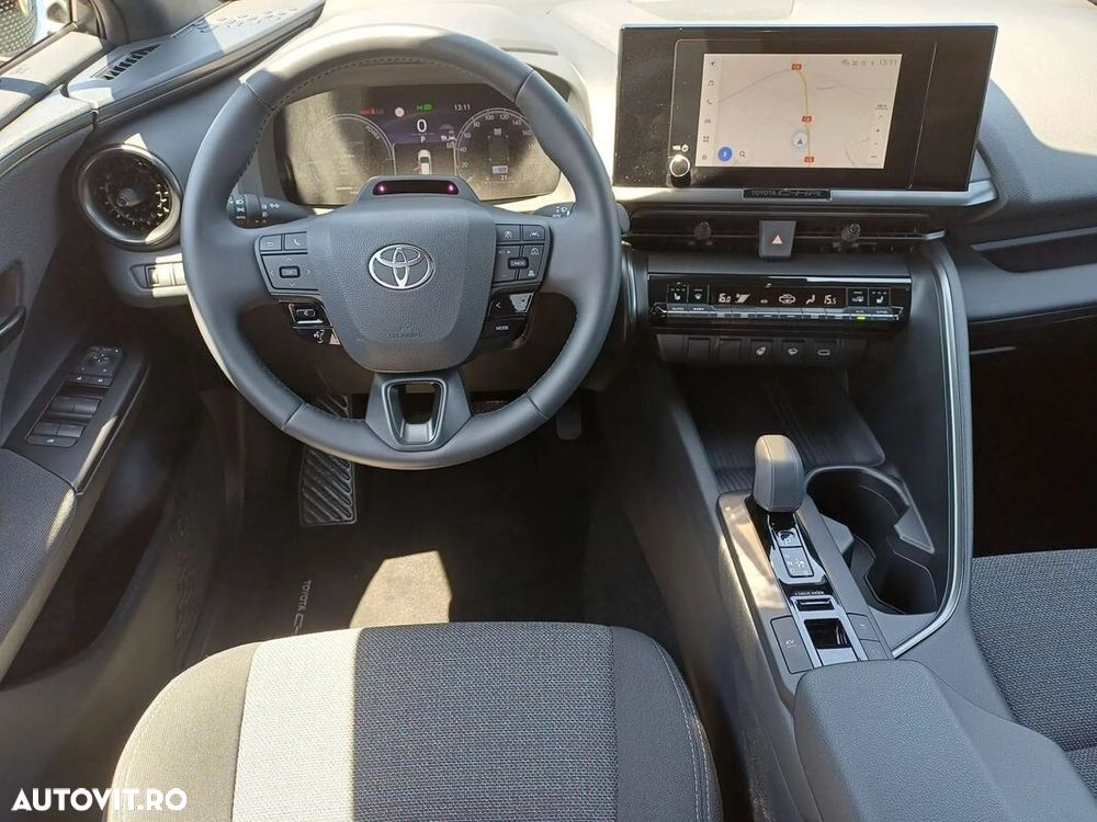 Toyota C-HR - 12