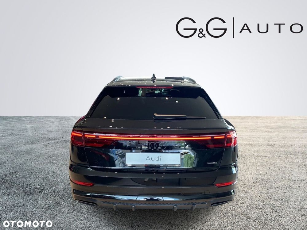 Audi Q8 - 5