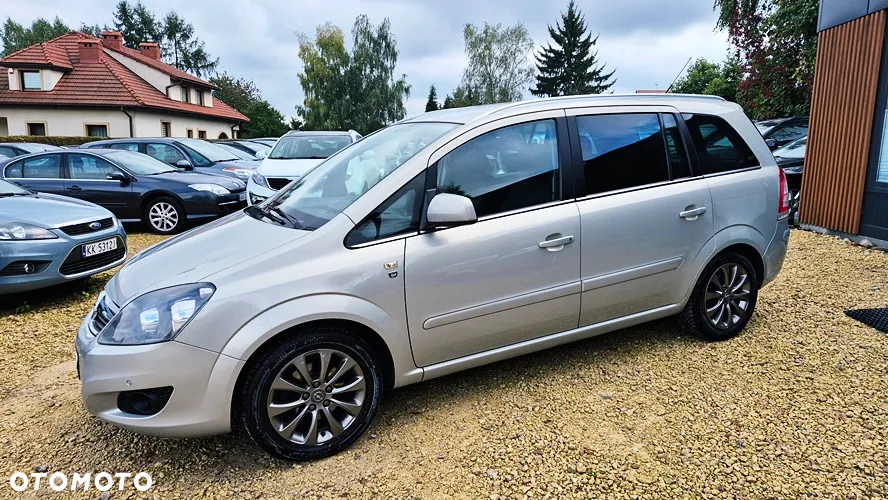 Opel Zafira 1.8 Cosmo EasyTronic EU5 - 28