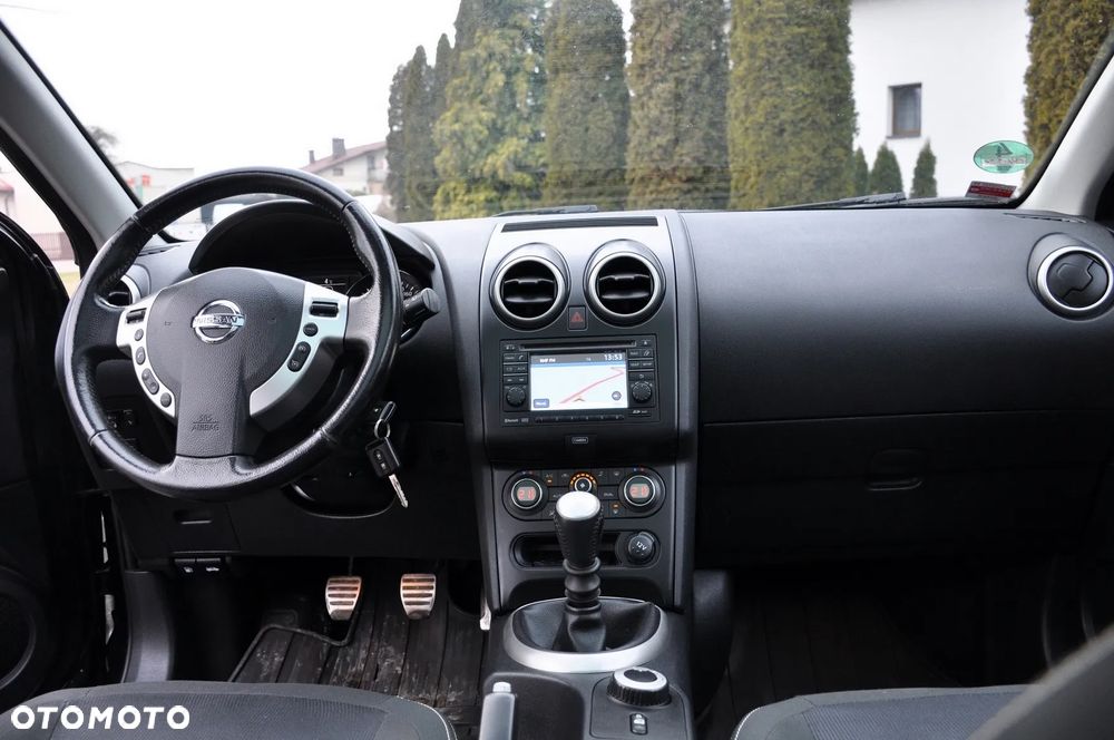 Nissan Qashqai+2 2.0 4x4 360 - 24