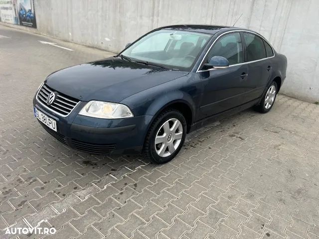 Volkswagen Passat Variant 1.6 Comfortline - 1