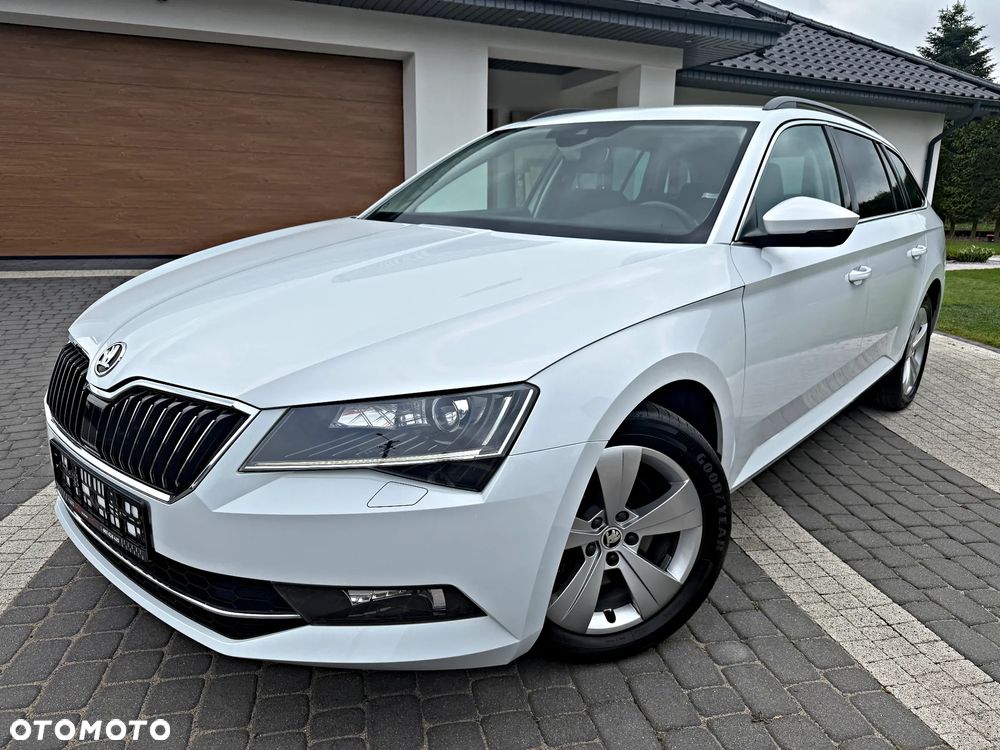 Skoda Superb 2.0 TDI DSG Style - 1