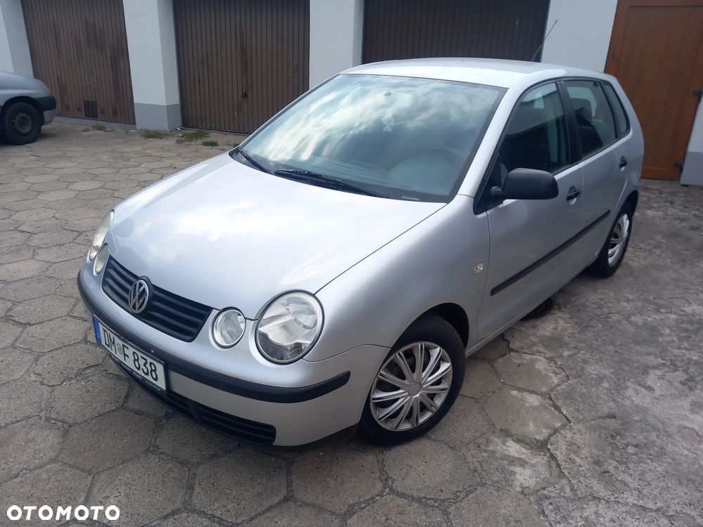 Volkswagen Polo 1.2 Comfortline - 1