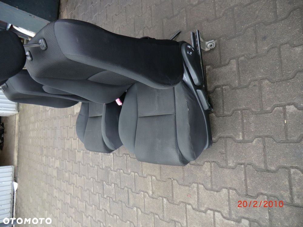 TOYOTA VERSO II 04-09 fotele przod + tyl wersja 5 osobowa - 2