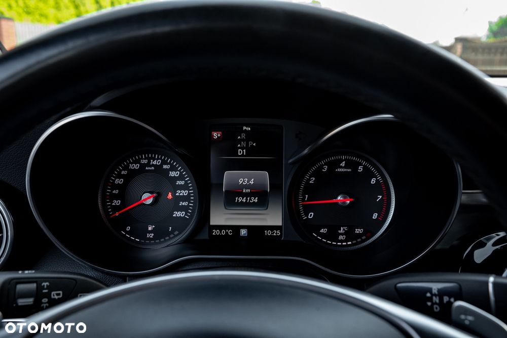 Mercedes-Benz GLC 250 4Matic 9G-TRONIC - 30