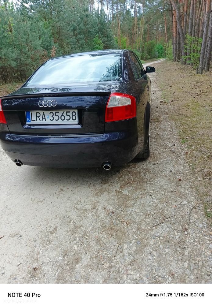 Audi A4 Limousine 1.8T - 8