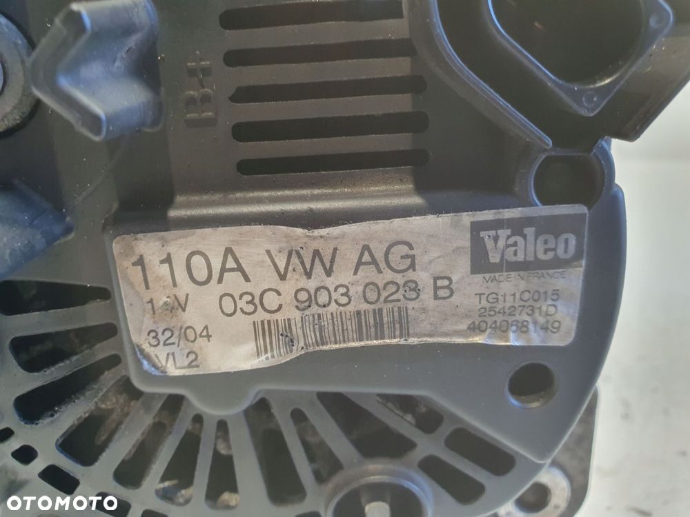 ALTERNATOR VW Golf V 1.6 FSI _ valeo 03C903023B 110A Alternator Oryginał - 2