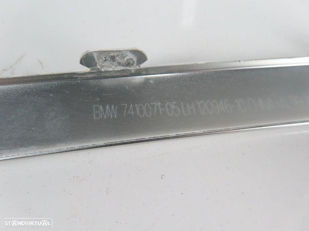 Friso do Vidro Lateral Esquerdo/Trás Seminovo/ Original BMW X3 (G01)/BMW X3 (G01... - 3